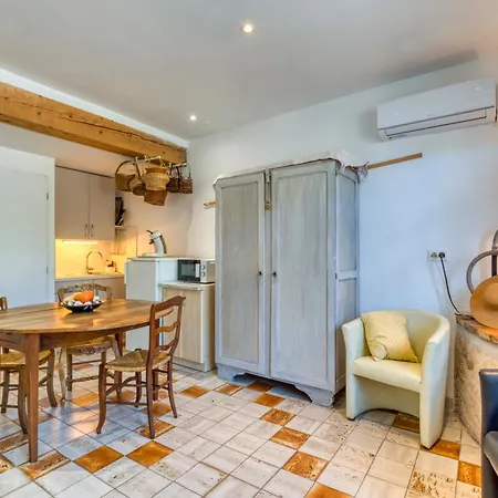 Oda ve Kahvaltı Petite Douillette - 3*